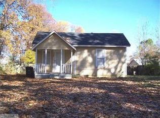 1725 McKnight Mill Rd, Greensboro, NC 27405