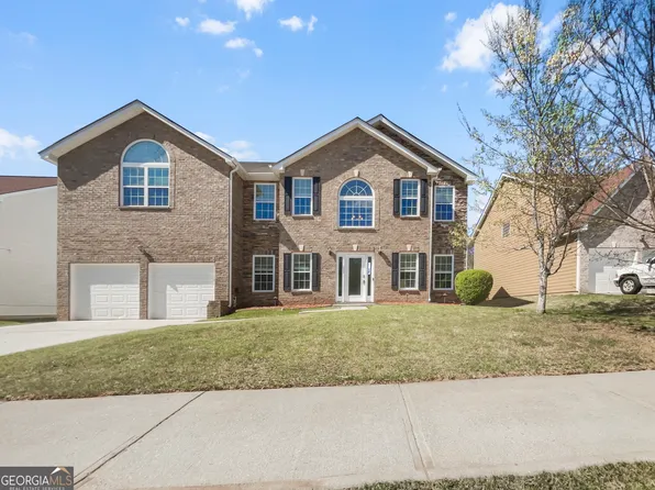 4949 Locherby Dr, Fairburn, GA 30213