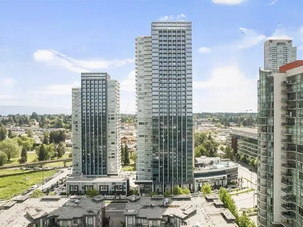 10448 University Dr #2501, Surrey, BC V3T 1V6