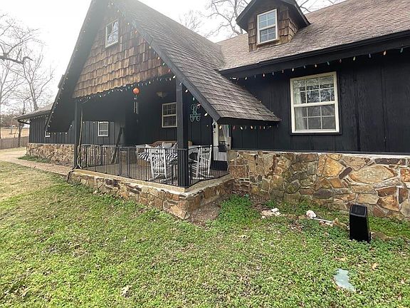 3rd image of 2214 County Line Rd