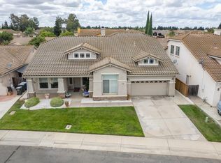 10050 Cameron Pines Way, Sacramento, CA