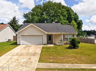 16351 Greenglade Dr, Gulfport, MS 39503