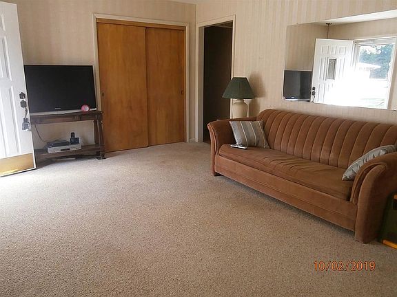 5th image of 2340 W Evergreen Dr