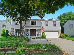 2395 Harness, West Bloomfield, MI