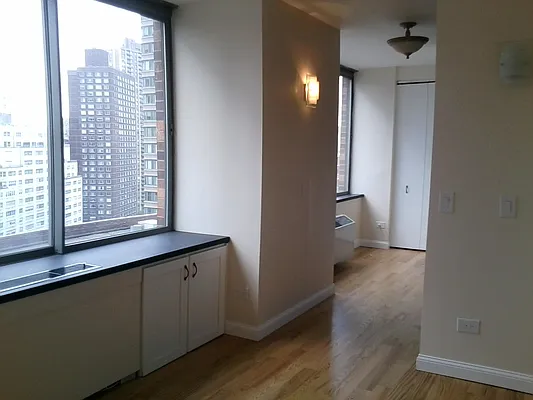 Sold by Summit Property Advisors  | media 1