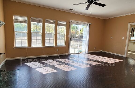 3rd image of 5054 E Eastview Dr