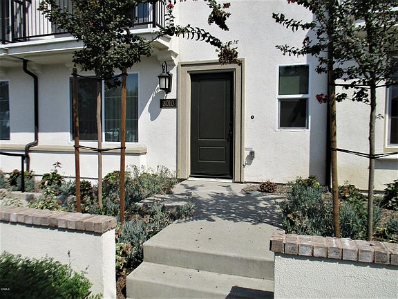 4th image of 3010 S Mayflower Ave