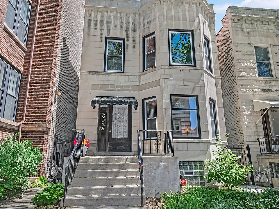 6323 N Magnolia Ave #2