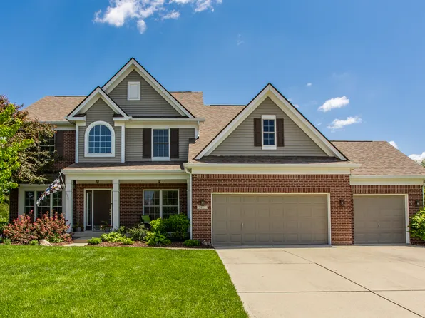3627 Mossy Rock Dr, Zionsville, IN 46077