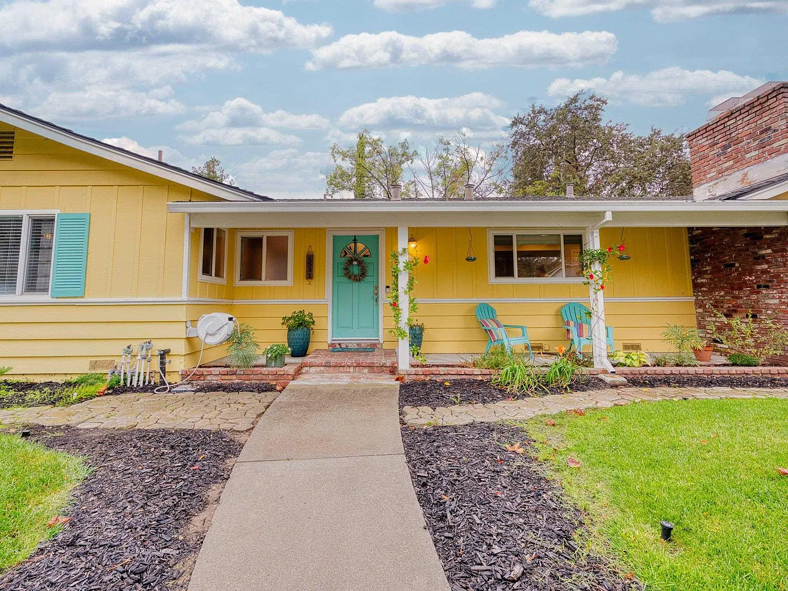 3 bed, 1475 sqft, $5,500 — Photo 2
