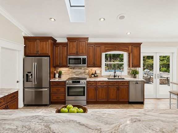 5th image of 5710 Glen Eagle Ln
