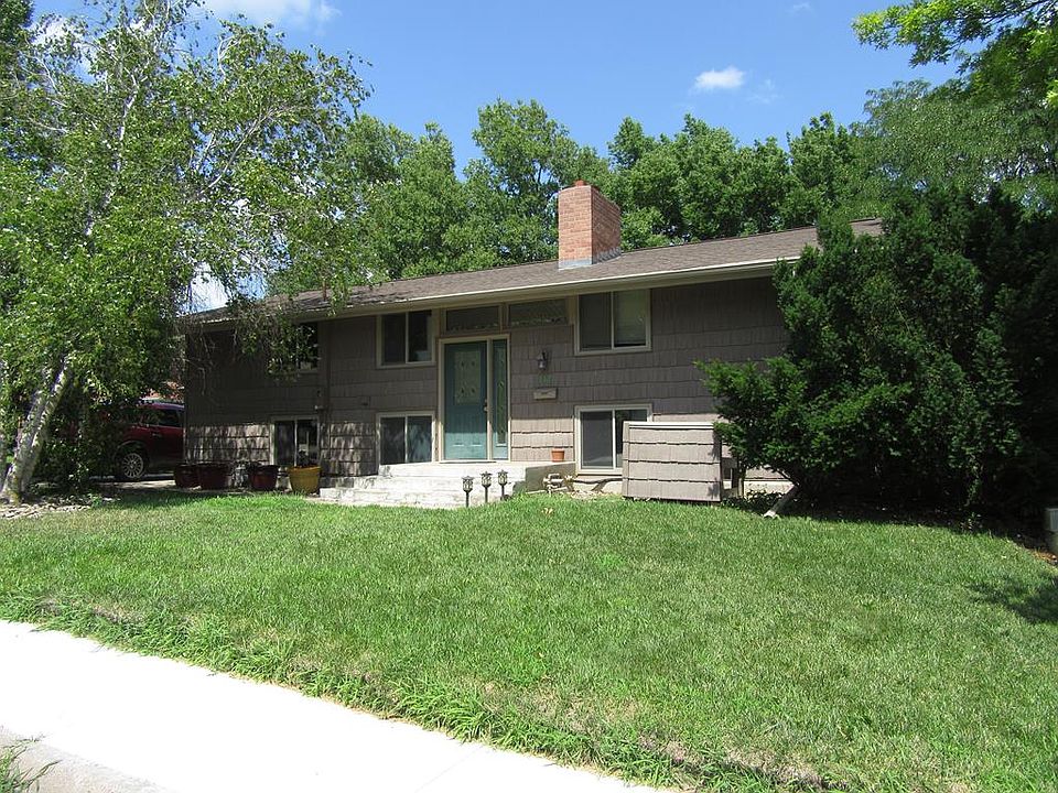 1st image of 717 S Broadwell Ave