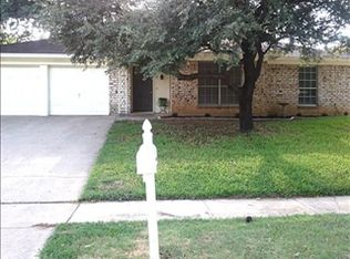 7129 Stonybrooke Dr, North Richland Hills, TX 76182
