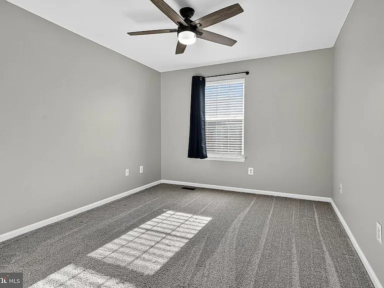 27 Planetree Dr #1 — Photo 19