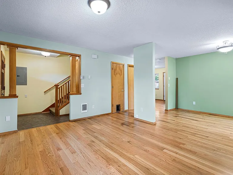 4308 N Albina Ave — Photo 1