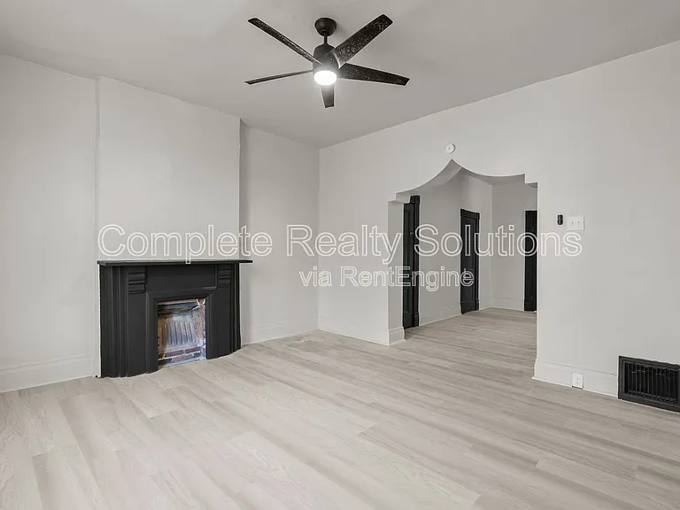 4038 California Ave — Photo 9