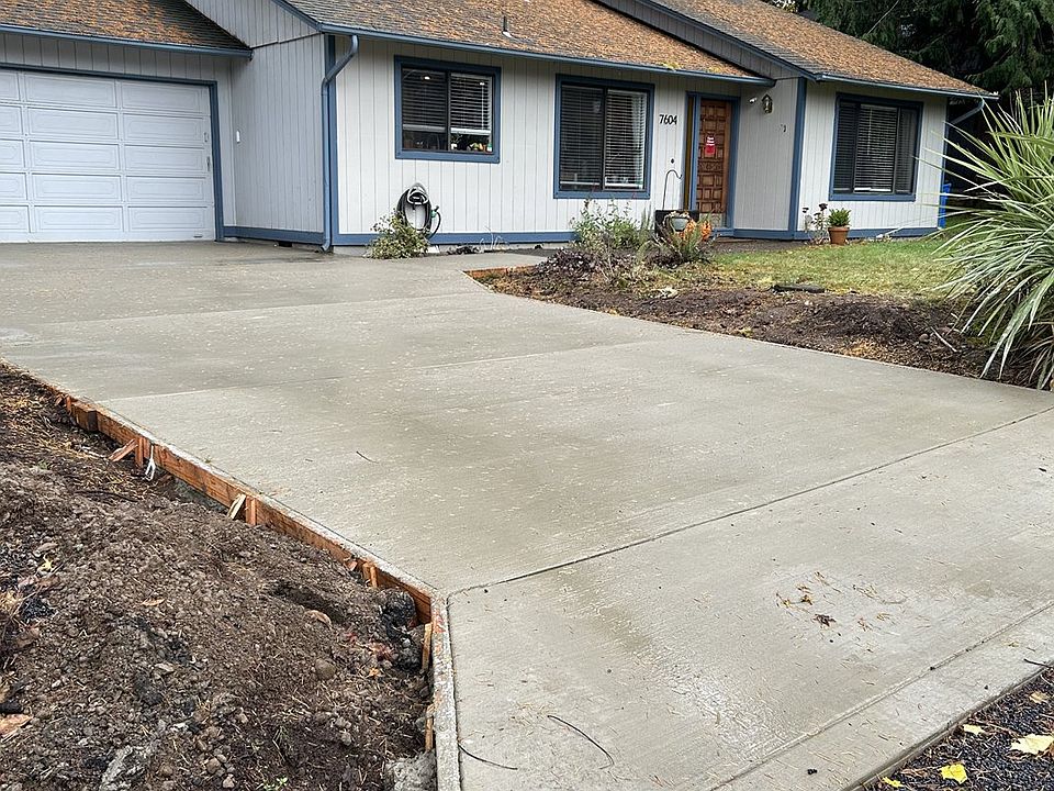 1st image of 7604 NE 148th Ave