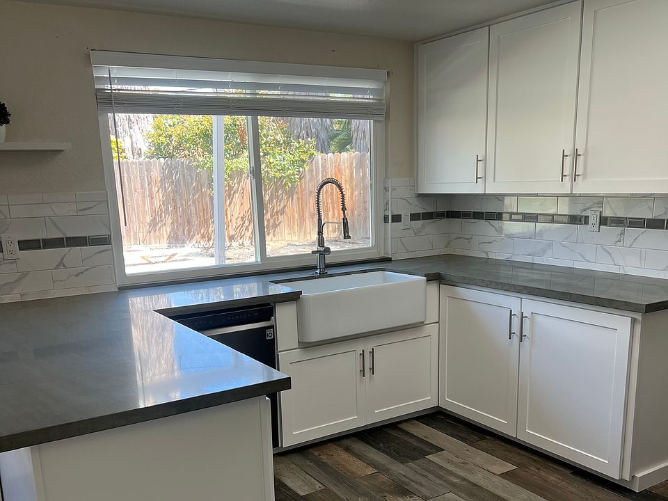 cocoa834★ 8325 Garry Oak Dr, Citrus Heights, CA 95610 | Zillow