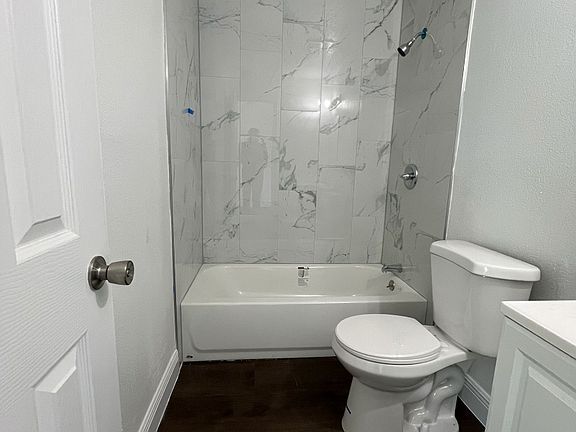3rd image of 2621 Kelly Ln Floor 4075067620