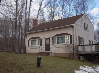 517 Merrow Rd, Tolland, CT 06084