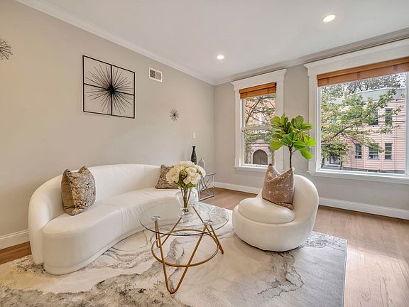 4th image of 214 Sherman Ave #1