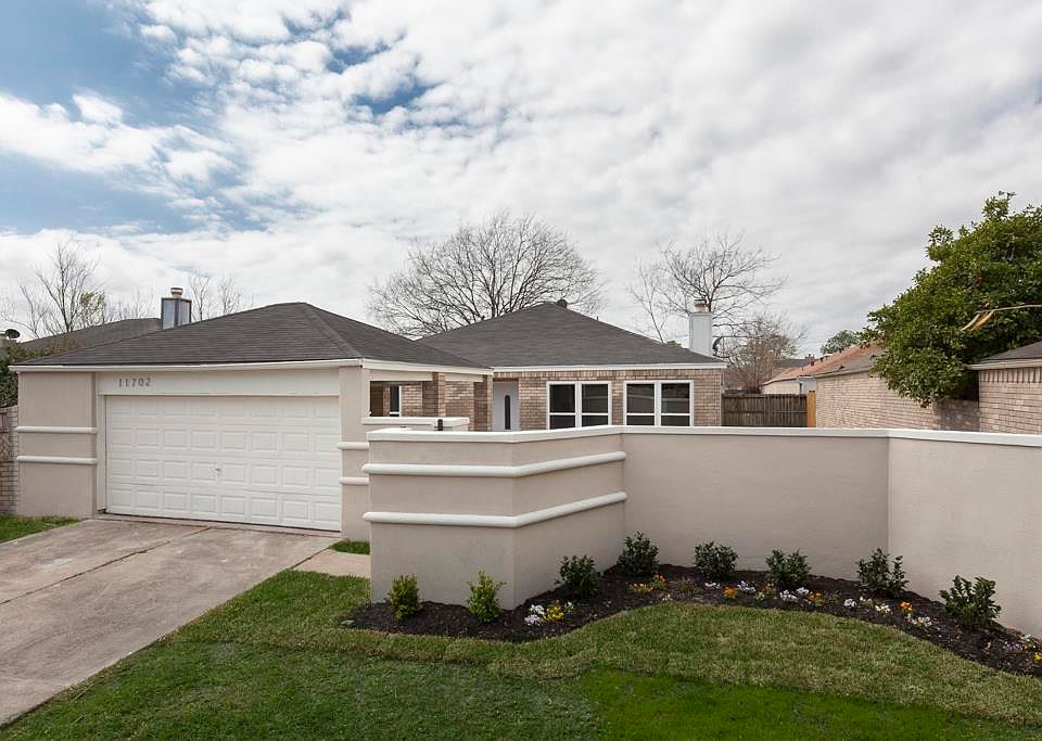 1st image of 11702 Bowlan Ln