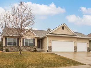 3057 Wintergreen Dr, Iowa City, IA 52240