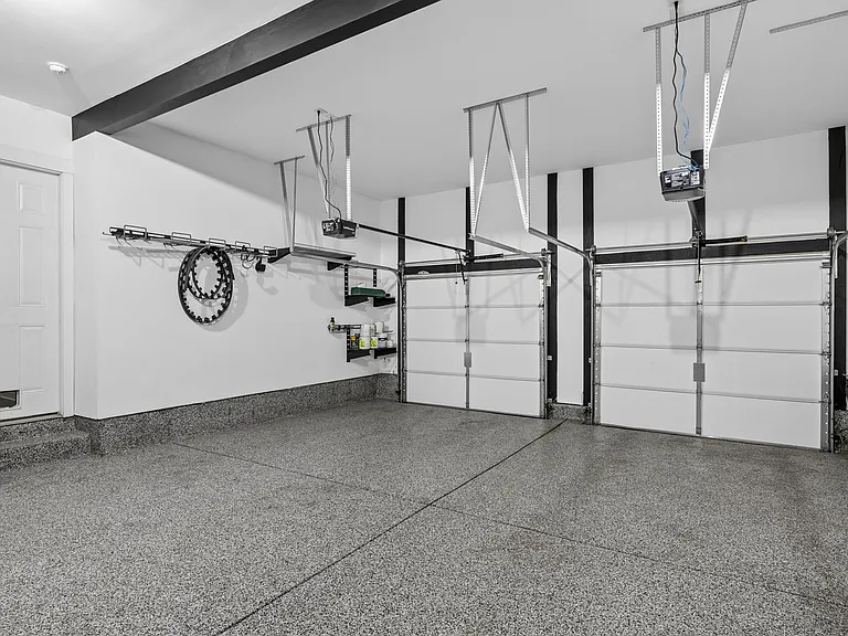 1730 Biscayne Dr — Photo 52