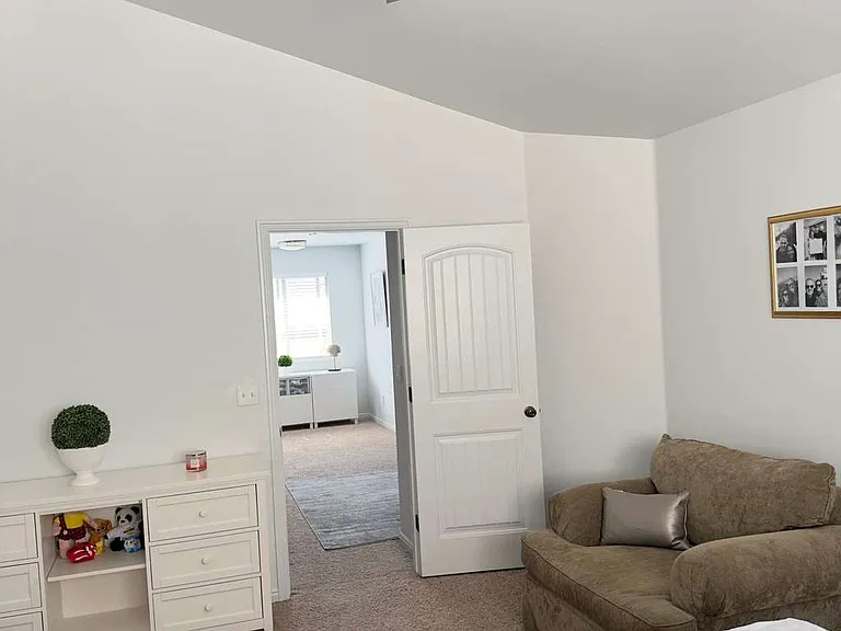4792 Wilson Way — Photo 13