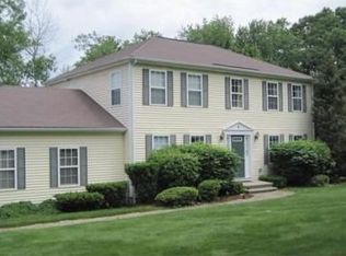 5 Overlook Dr, Marlborough, MA 01752