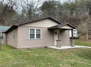 2295 Enterprise Rd, Palestine, WV 26160