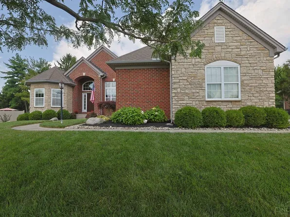 8037 Pleasure Dr, West Chester, OH 45069