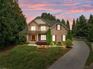 8802 E Pepper Ct, Oak Ridge, NC 27310