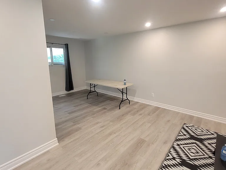 Alderbury Cres — Photo 10