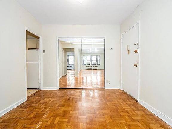 5th image of 16 N Broadway APT 5O