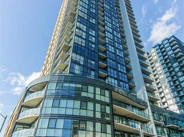 108 Garment St #2005, Kitchener, ON N2G 0C8