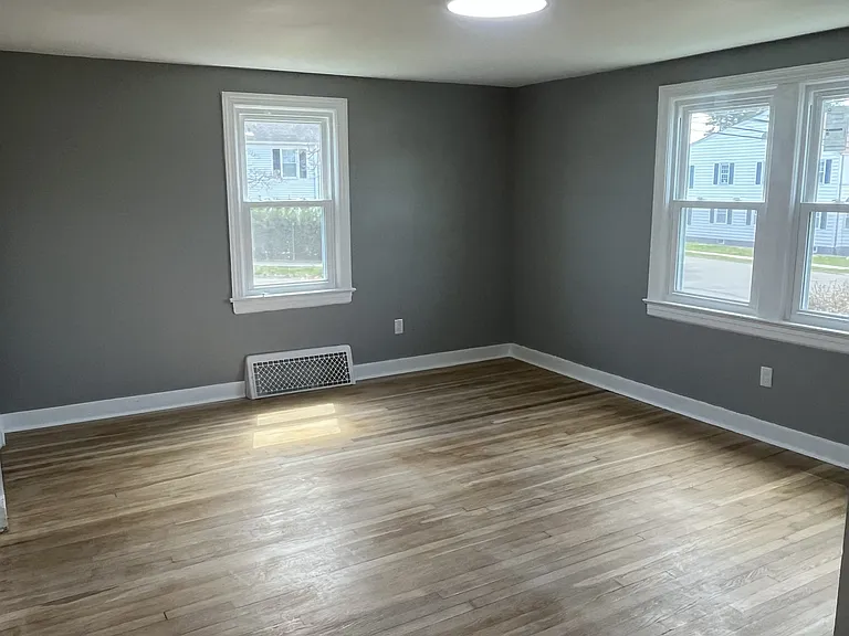 202 Canaan Rd — Photo 9