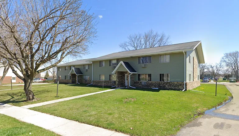 186 Morningside Dr #13 — Photo 1