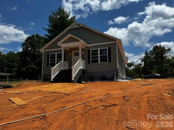 405 Falls Ave, Granite Falls, NC 28630