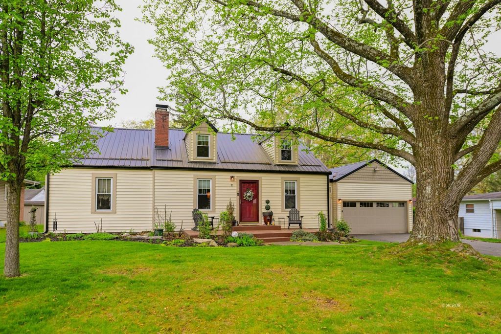 Real estate listing image