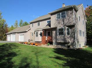 506 Calkins Rd, Peru, NY 12972