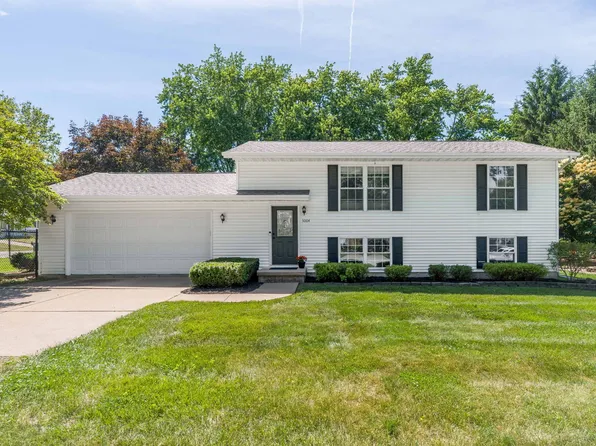 3004 N Gaines St, Davenport, IA 52803