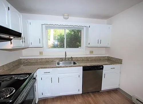 76 Highwood Dr Photo 1