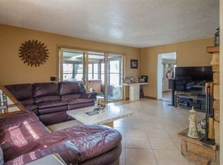 7812 Shore Dr, Machesney Park, IL 61115