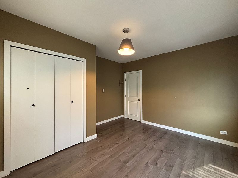 Burnaby Apartment for rent - 2 Bedrooms — photo 11