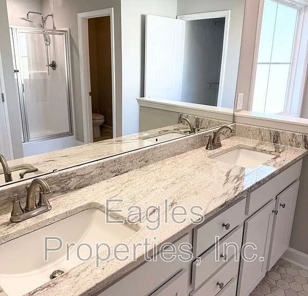 117-1 Kenbridge Ln — Photo 9