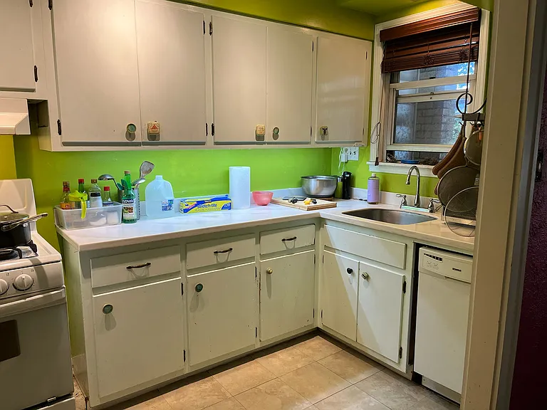 5535 Centre Ave #10 — Photo 6