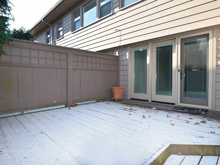 1075 N Old Woodward Ave — Photo 24
