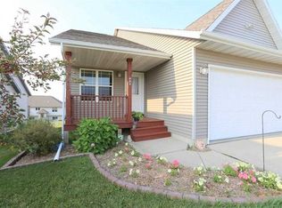 653 Garfield Ave, Evansville, WI