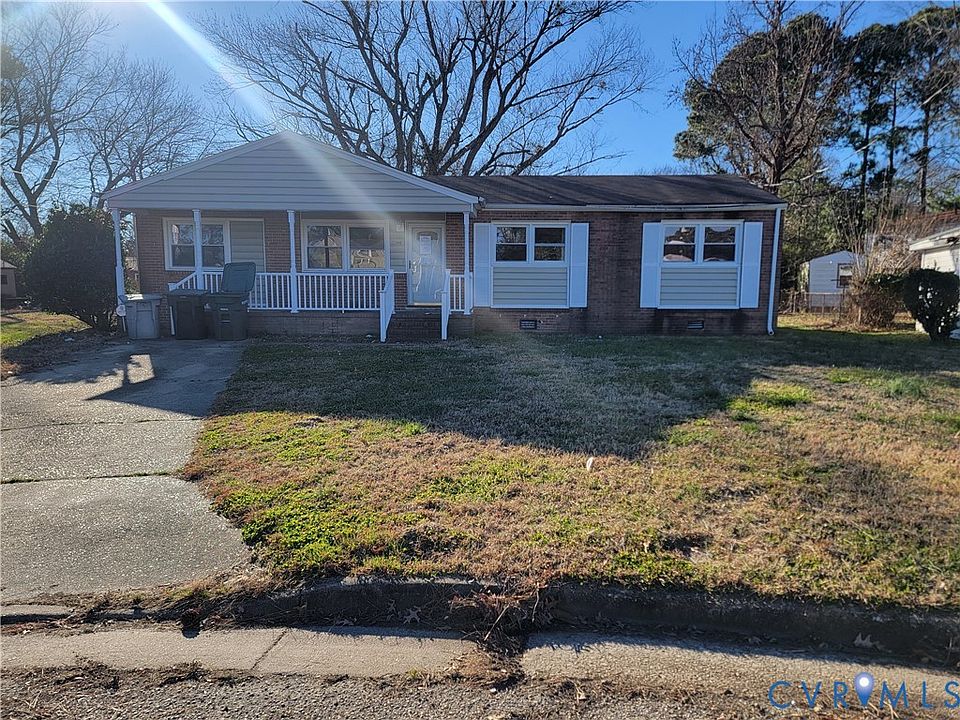 1st image of 1027 Barry Ct